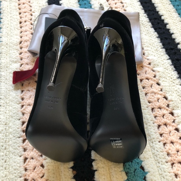 Giuseppe Zanotti JEANNINE Velvet Lace-Up Bootie - Picture 8 of 8